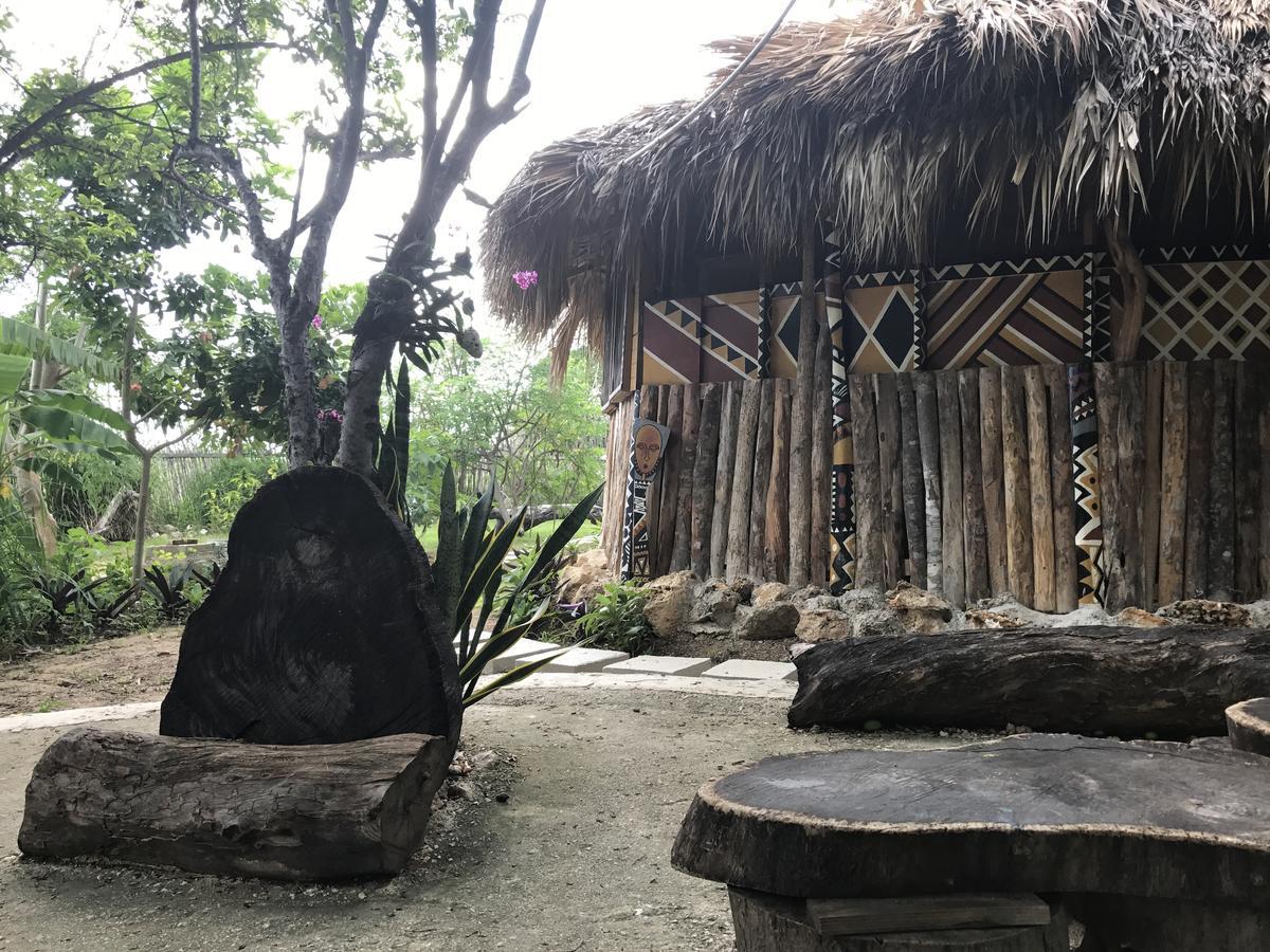 Moringa Ingadi Villa Treasure Beach Exterior photo