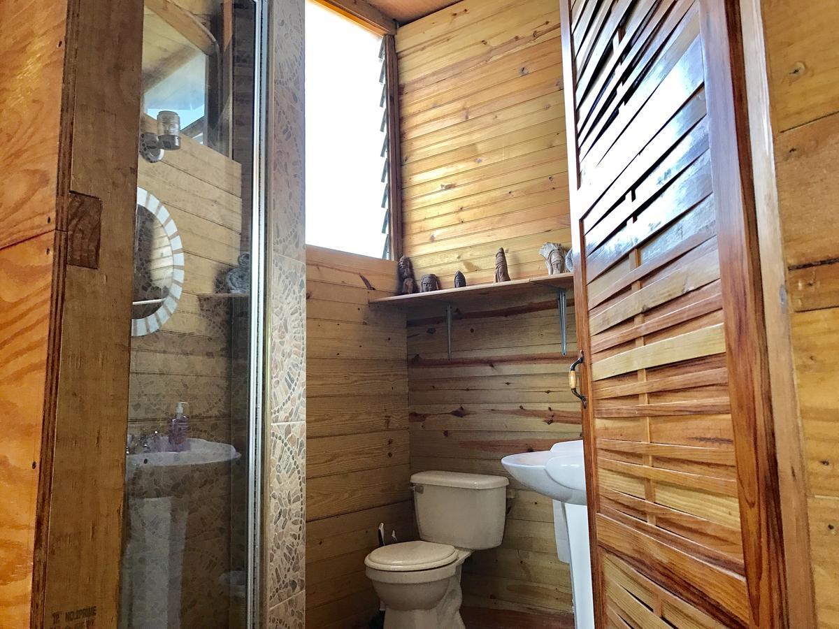 Moringa Ingadi Villa Treasure Beach Exterior photo